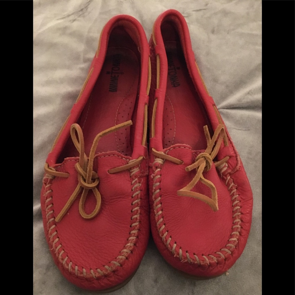 Minnetonka red moccasins